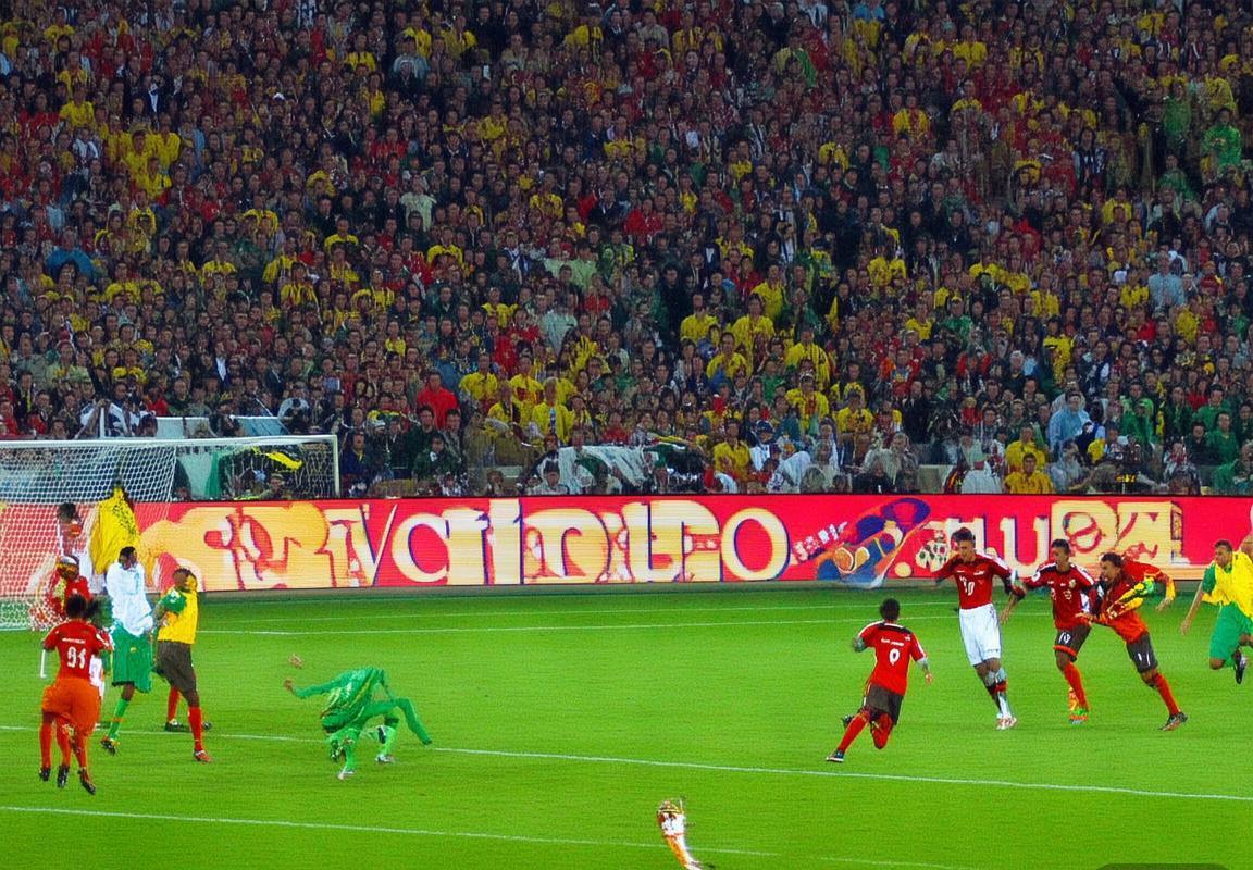 2010世界杯:德国VS加纳激情对决回顾