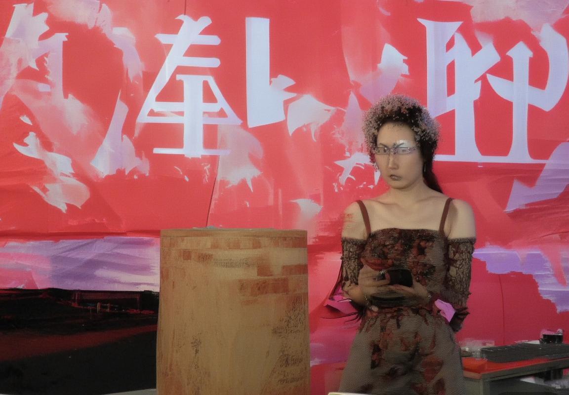 根特VS里耶卡：战术解析与关键球员对决背后的足球智慧